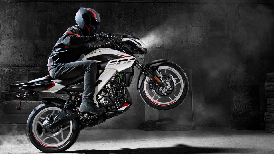 Bajaj Pulsar NS200